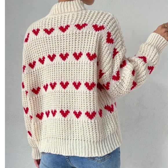 Cozy Heart Print Turtleneck Knit Oversized Sweater - Picture 7 of 9